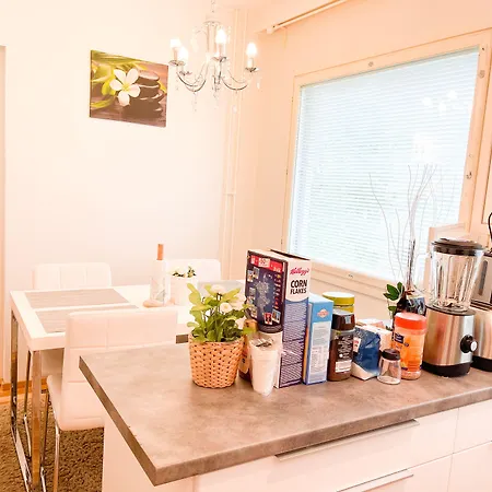 דירה 3bed 18 Mins By Metro To Centre *