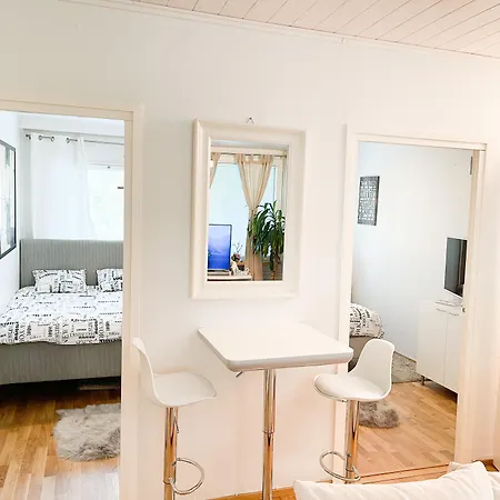 3bed 18 Mins By Metro To Centre