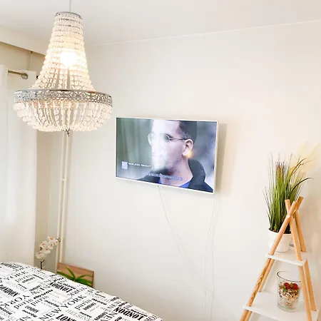 דירה 3bed 18 Mins By Metro To Centre *